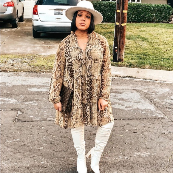 H&M Dresses & Skirts - Mini dress